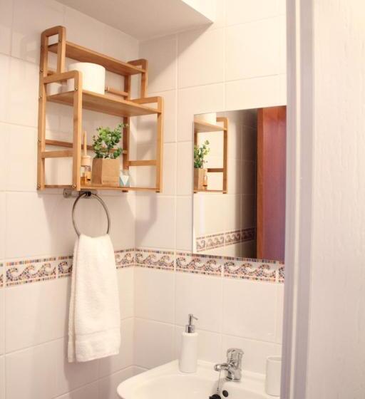 带3个卧室的公寓, Lilas  Private Accommodation