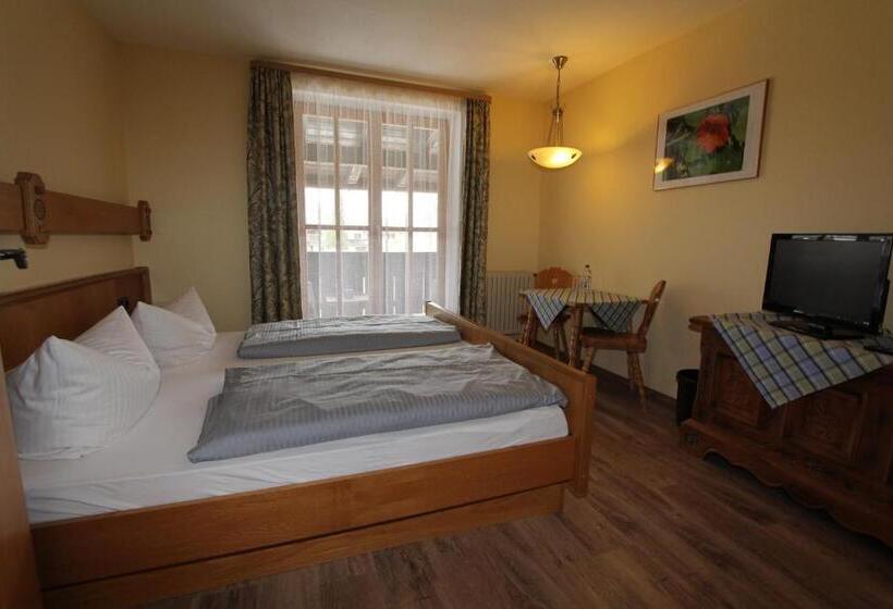 غرفة قياسية مزوَّدة بشُرفة, Pension Oberwirt