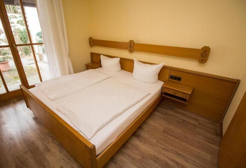 غرفة قياسية مزوَّدة بتراس, Pension Oberwirt