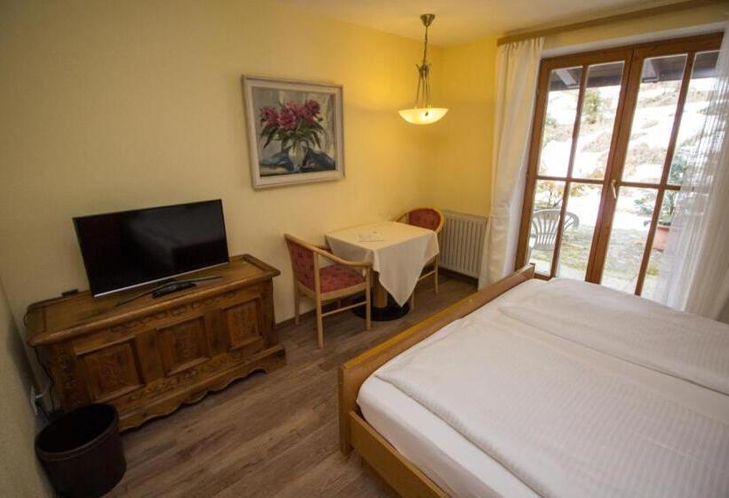 غرفة قياسية مزوَّدة بتراس, Pension Oberwirt