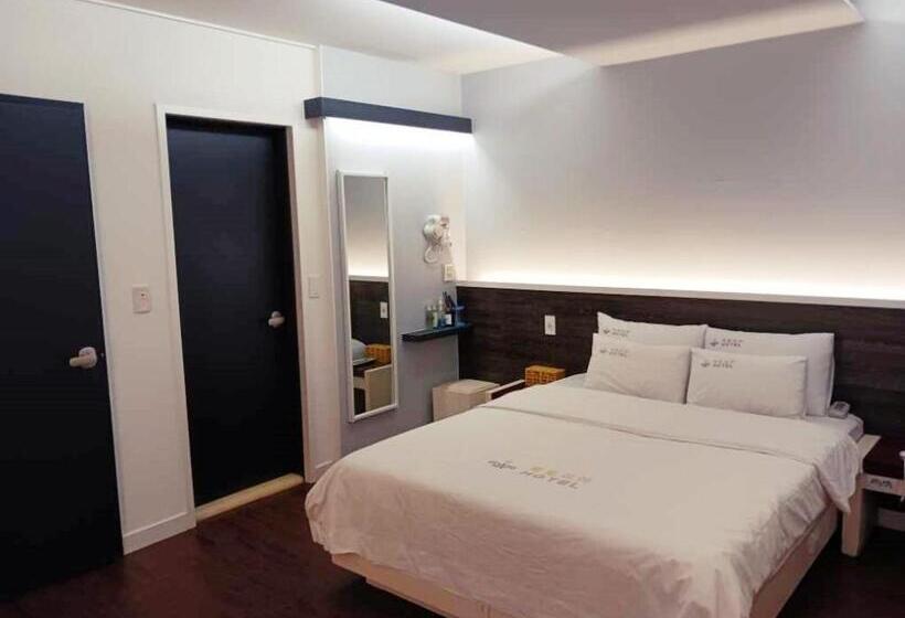 Deluxe-huone, Victoria Motel