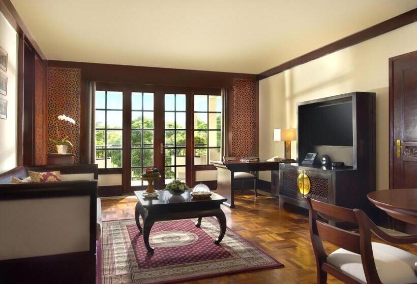 جناح كلوب, The Ayodya Palace