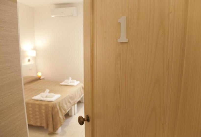 Pokój Standard, Arcadia