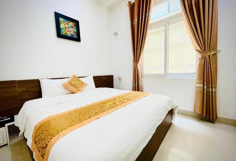 اتاق استاندارد با تخت بزرگ, Eva