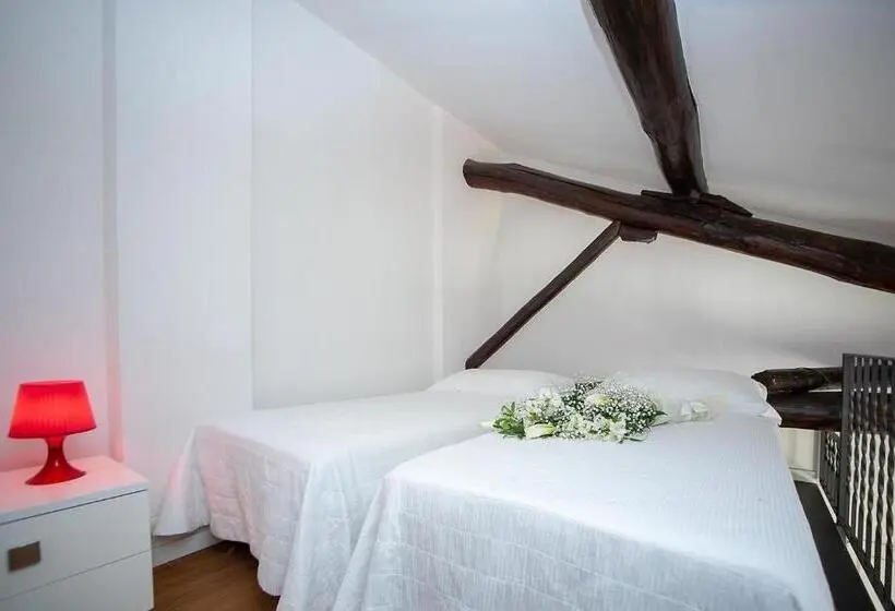 スタンダードトリプルルーム, Residenza Casa Dell Architetto
