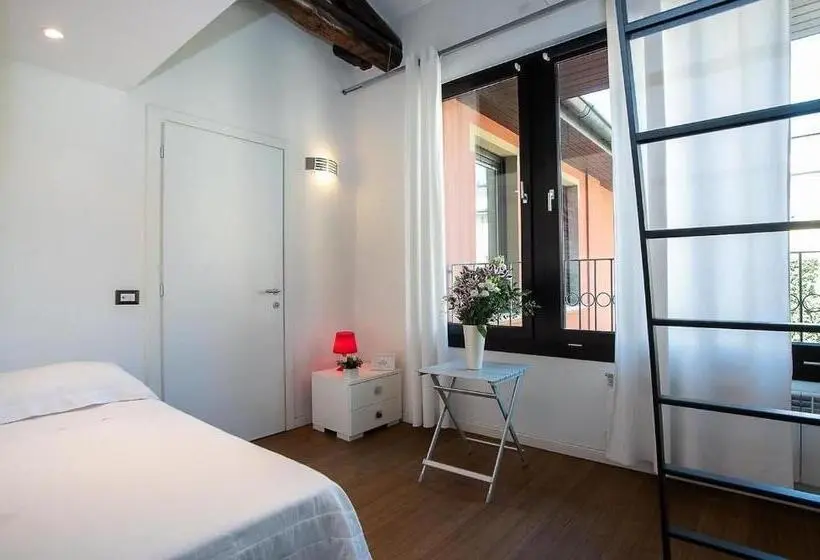 スタンダードトリプルルーム, Residenza Casa Dell Architetto
