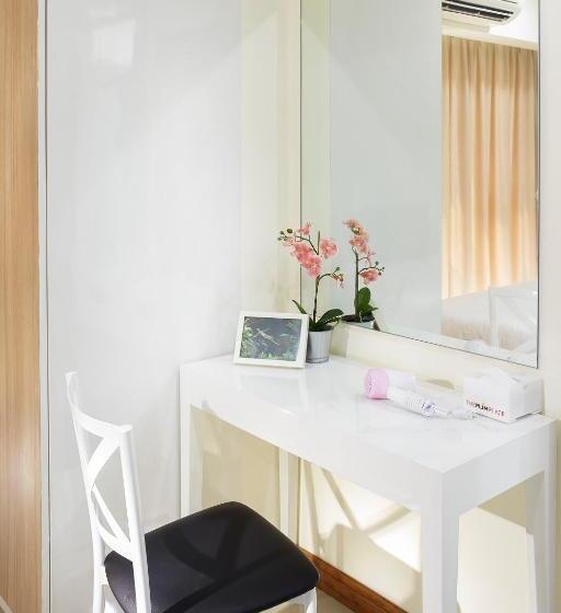 标准工作室, The Plim Place