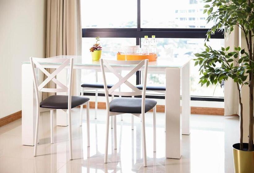 套房, The Plim Place