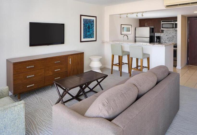 ビュー有りのデラックスジュニアスイート, Ilikai Hotel & Luxury Suites