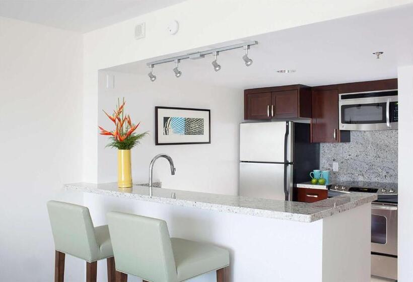 オーシャンビューデラックスジュニアスイート, Ilikai Hotel & Luxury Suites