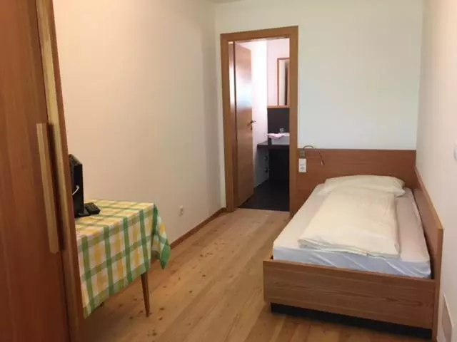 Standard Yhden Hengen Huone, Farmhotel Moosmair