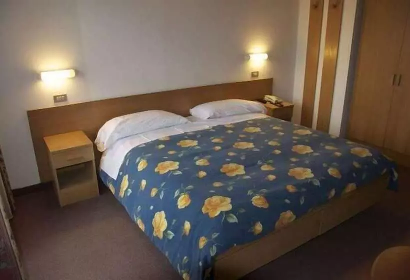 スタンダードトリプルルーム, Albergo Sciatori