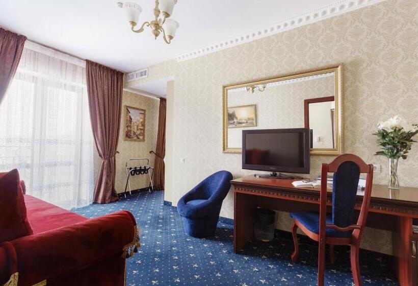 سوئیت 2 خوابه, Boutique Hotel California