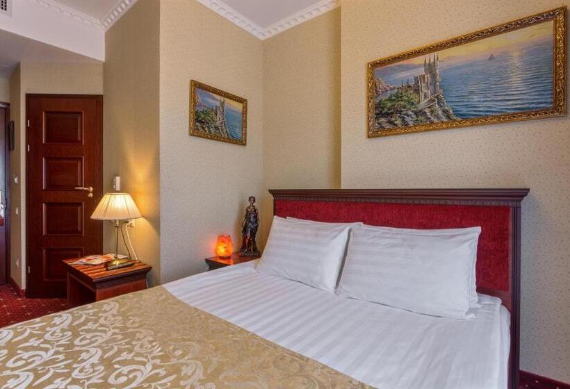 سوئیت 2 خوابه, Boutique Hotel California