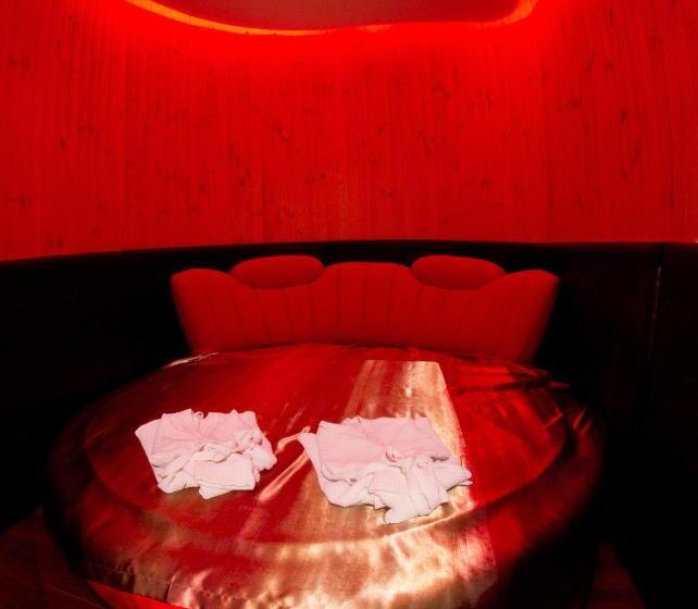 آپارتمان 1 خوابه, Boutique Hotel California