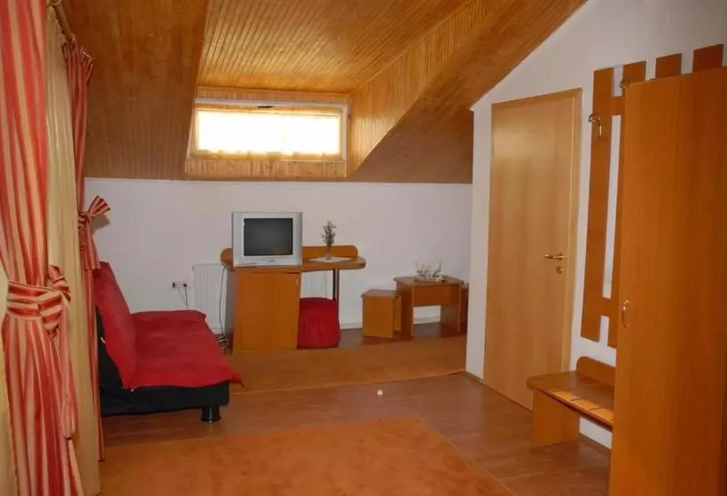 اتاق استاندارد با بالکن, Cazare Casa Cristina