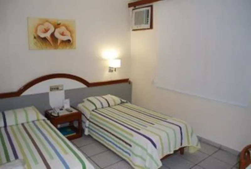 スイート, Champagnat Praia