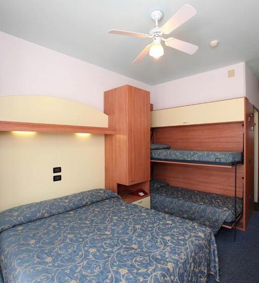 标准间带露台, Derby S