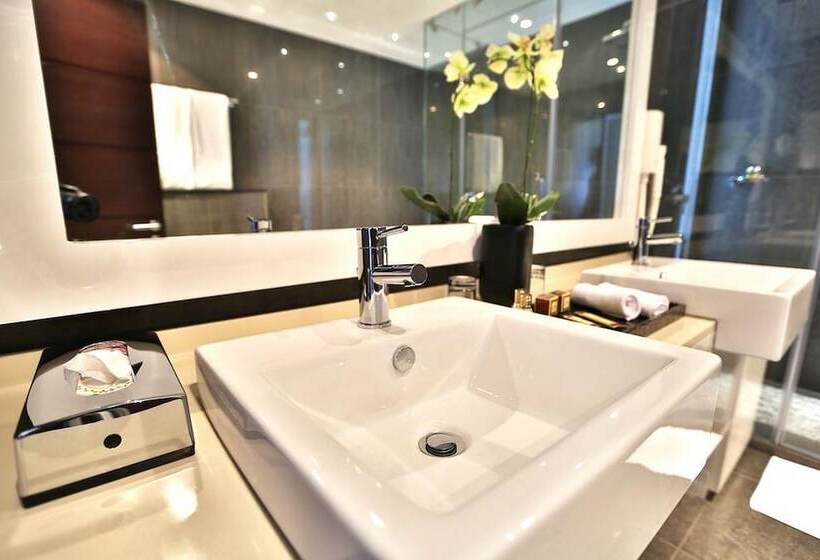 سوییت, Donatello Boutique