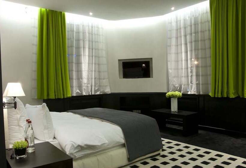 سوییت, Donatello Boutique