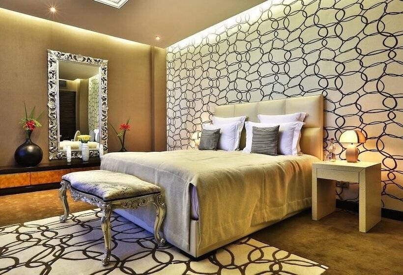 سوییت اجرایی, Donatello Boutique