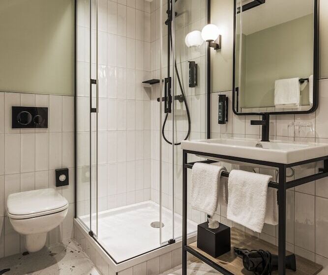 اتاق خانوادگی, Valaisia Crans Montana