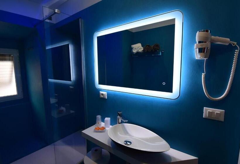 اتاق استاندارد, Fiume