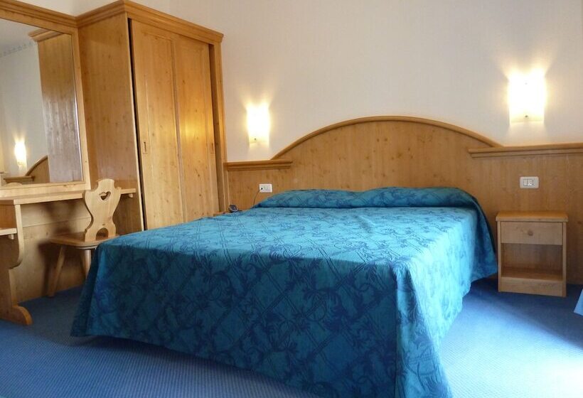 غرفة قياسية مطلّة علي البحيرة, Florida