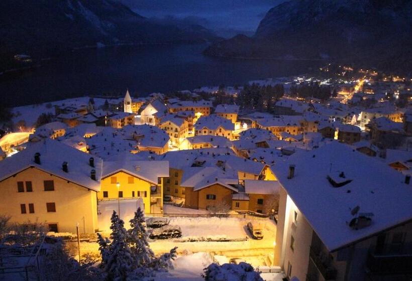 غرفة قياسية مطلّة علي البحيرة, Florida