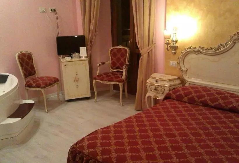 Suite with lake view, Garda Sol Spa Hotel & Appartamenti