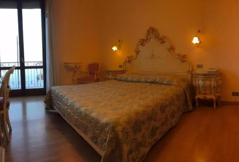 اتاق استاندارد با چشمانداز دریاچه, Garda Sol Spa Hotel & Appartamenti