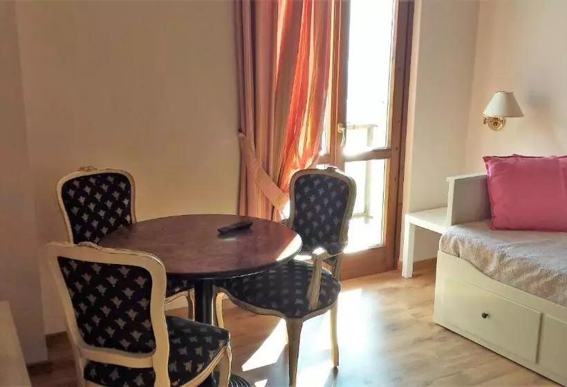 سوییت جونیور با چشمانداز دریاچه, Garda Sol Spa Hotel & Appartamenti