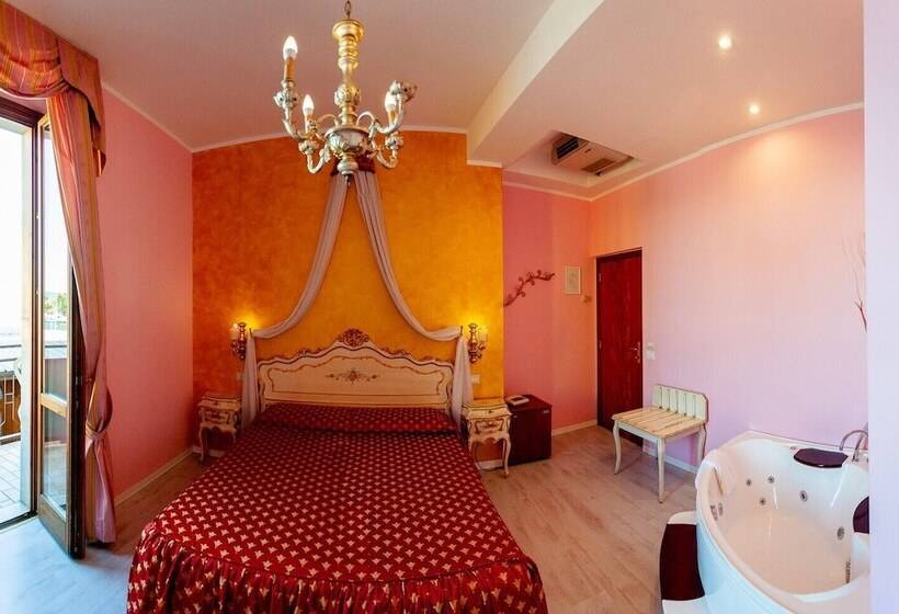 Suite with lake view, Garda Sol Spa Hotel & Appartamenti