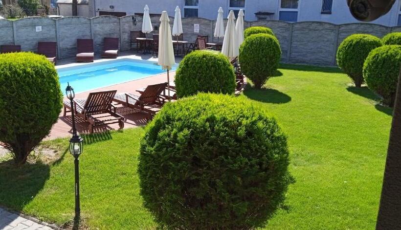 スーペリアールーム, Koliba