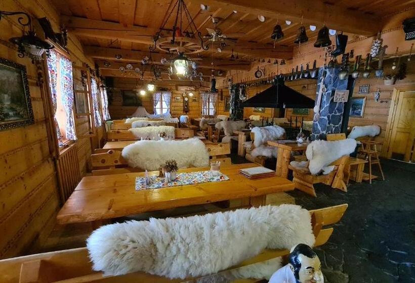 スーペリアースイート, Koliba