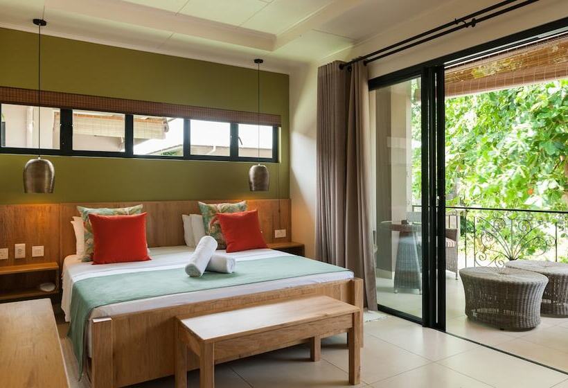 اتاق سوپریور با چشم‌انداز دریا, Le Repaire   Boutique Hotel & Restaurant