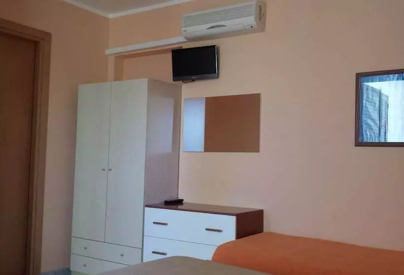 Habitació Triple Estàndard, Mare Blu