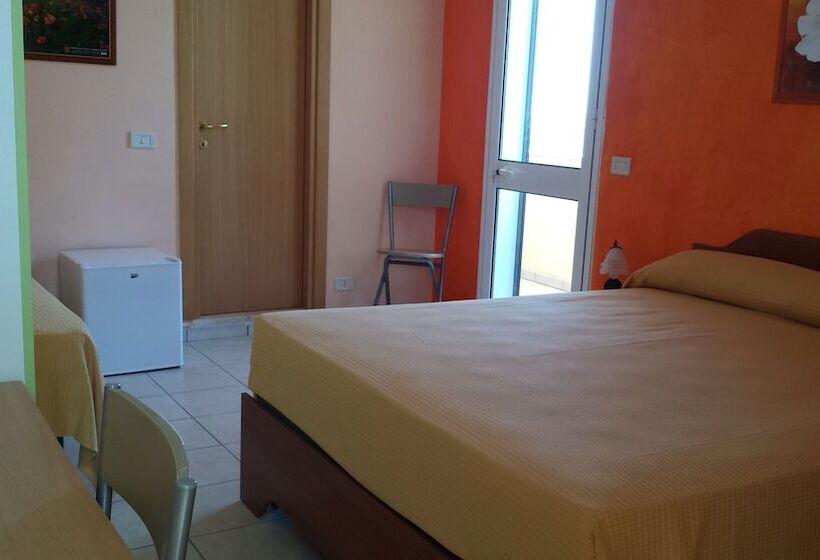 スタンダードトリプルルーム, Mare Blu