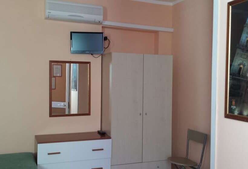 スタンダードトリプルルーム, Mare Blu