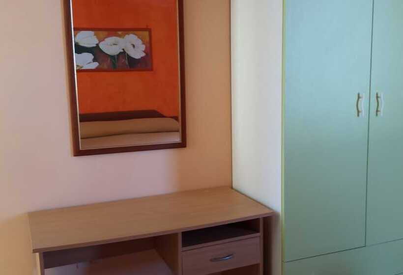 スタンダードトリプルルーム, Mare Blu