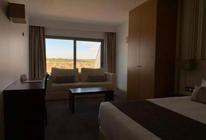 Superior suite with view, O Gato & Spa