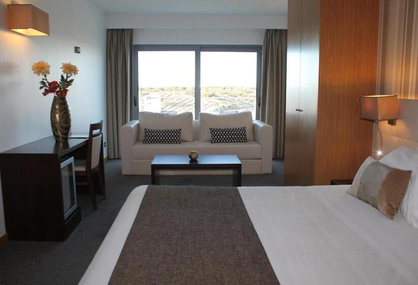 Superior suite with view, O Gato & Spa