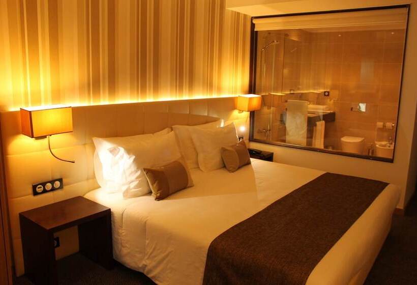Superior suite with view, O Gato & Spa