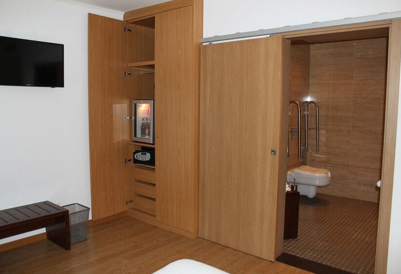 Номер Superior Адаптированный для Инвалидов, O Gato & Spa