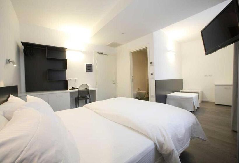 高级大房间, On The Rock