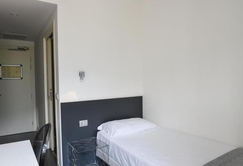 带阳台的标准单人间, On The Rock