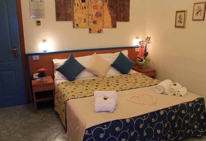 اتاق سوپریور با چشم‌انداز دریا, Paradise