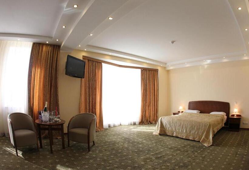 Comfort Suite, Platinum