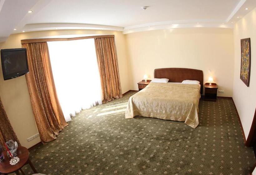 Comfort Suite, Platinum