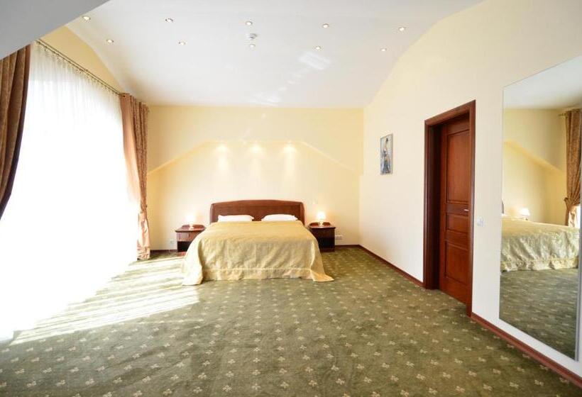 Comfort Suite, Platinum